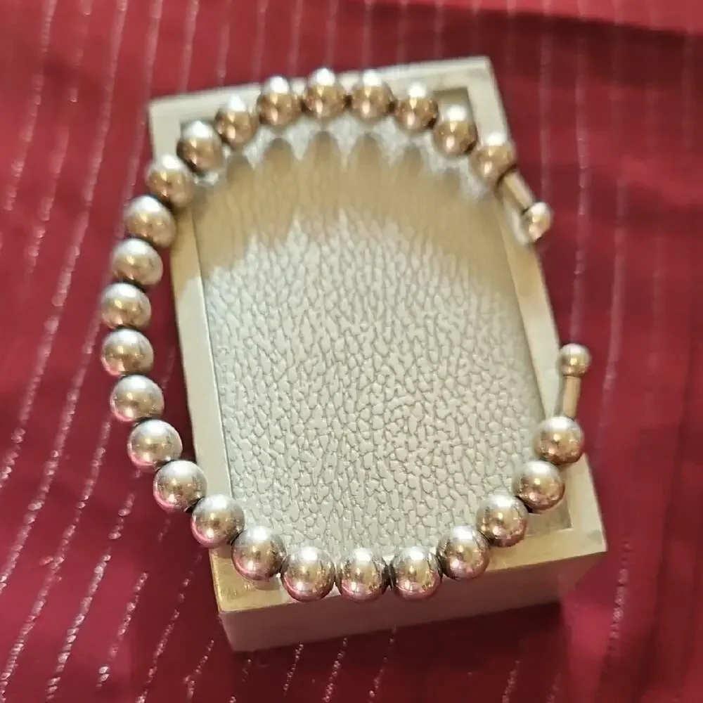 6 Assorted: Gold and Silver Bracelets